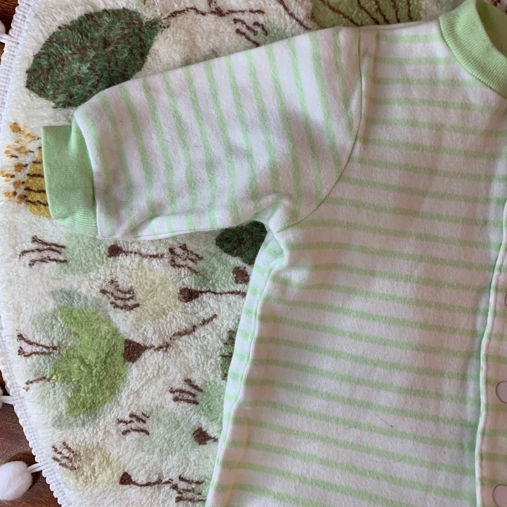 Carter’s Just One Year light weight sleeper size 3 months